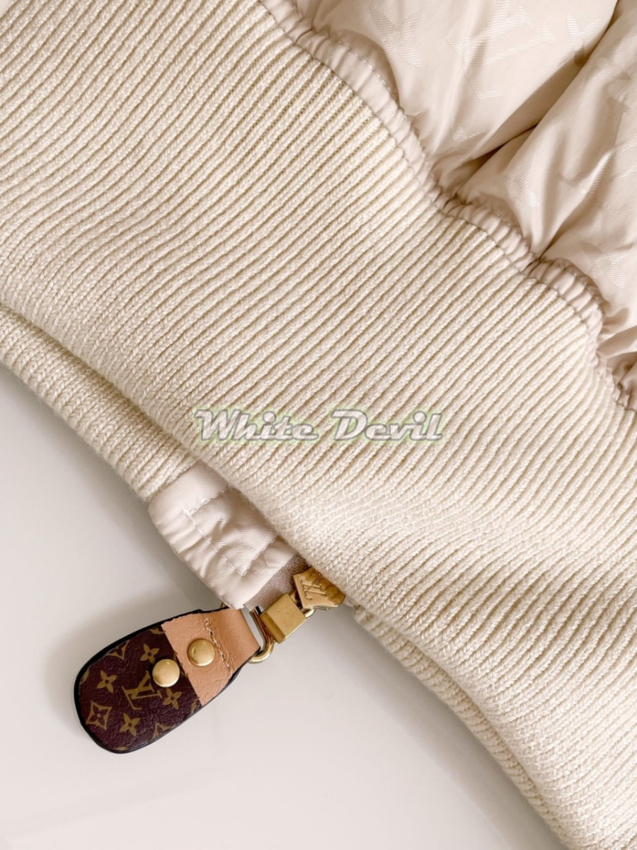하얀악마 루이비통 패딩 (14).jpg