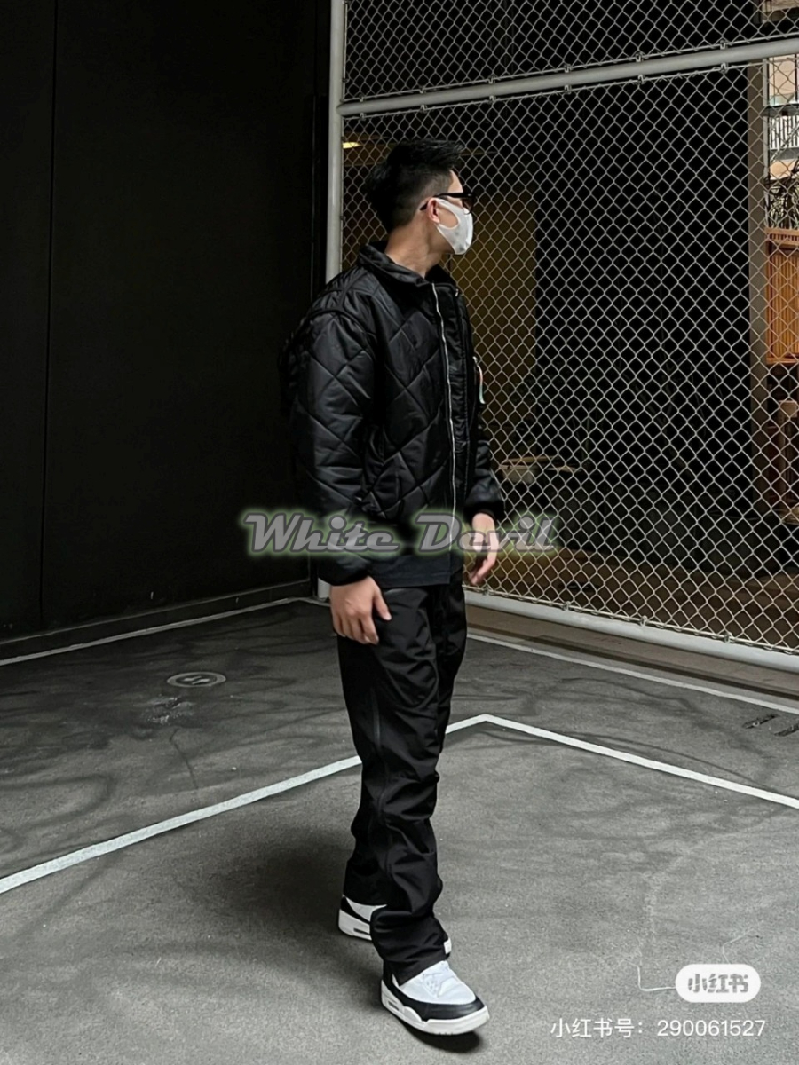 하얀악마 프라다 패딩 (3).jpg