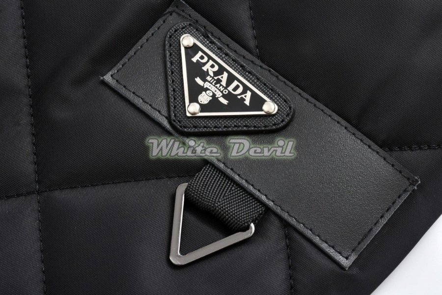 하얀악마 프라다 패딩 (9).jpg