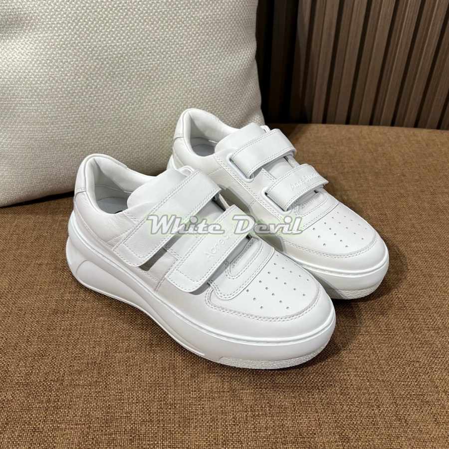 하얀악마 아크네 운동화 (2).jpg