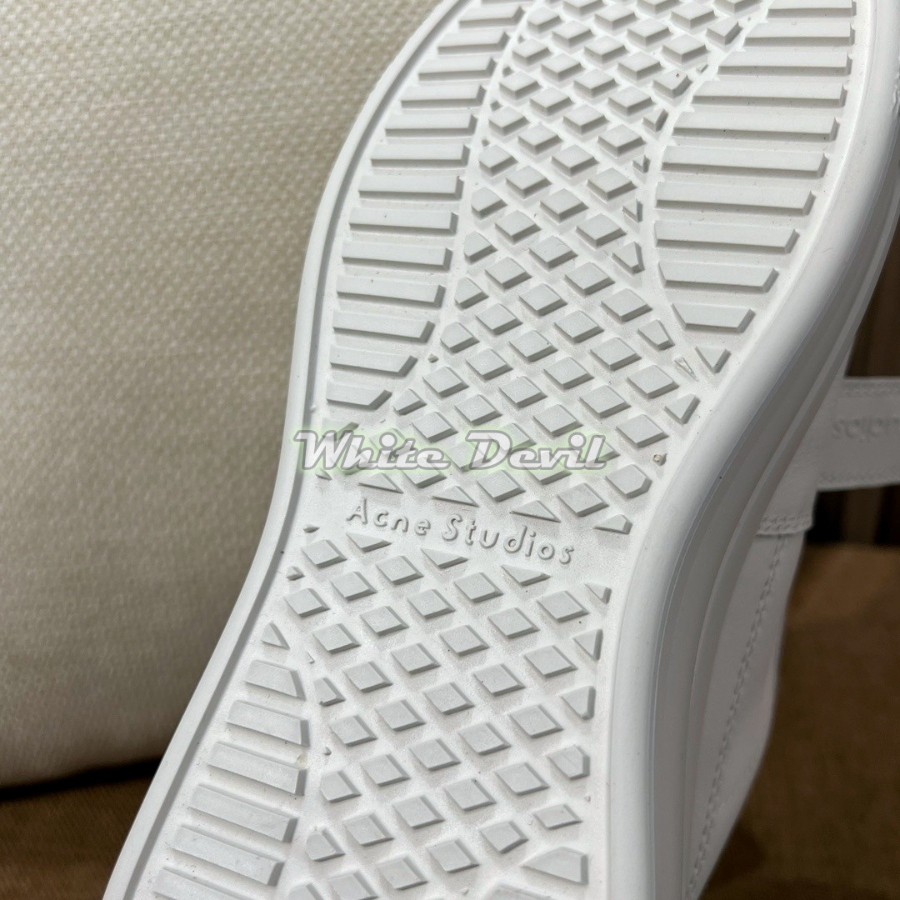 하얀악마 아크네 운동화 (18).jpg