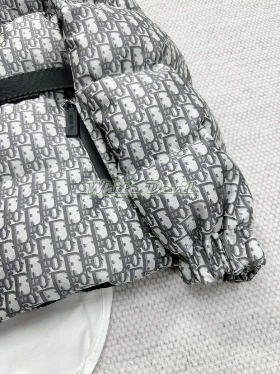 하얀악마 디올 패딩 (11).jpg