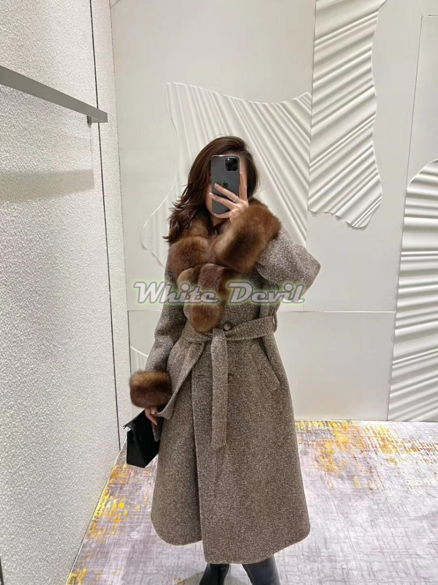 하얀악마 로로피아나 코트 (2).jpg