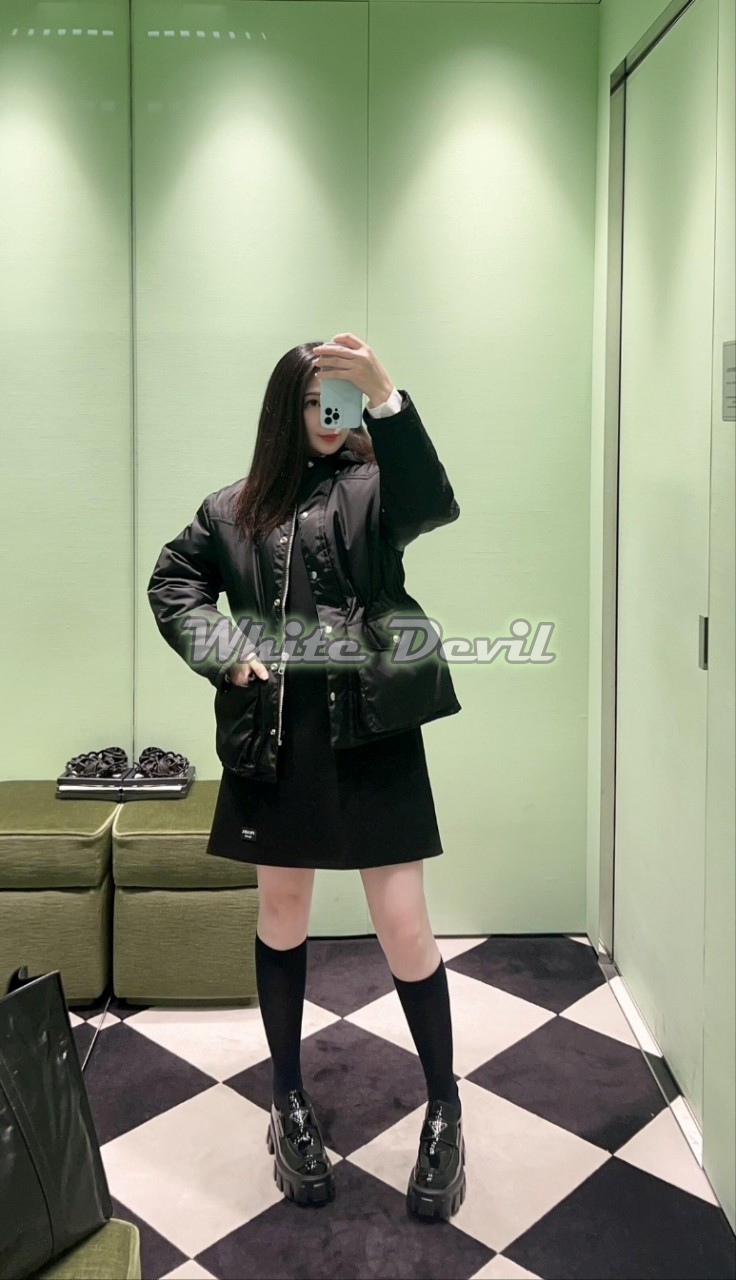 하얀악마 프라다  패딩 (2).jpg