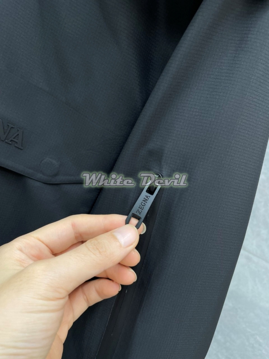 하얀악마 제냐 패딩 (9).jpg