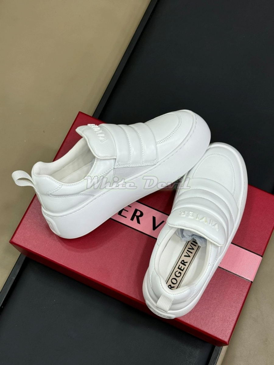 하얀악마 로저비비에 운동화 (8).jpg