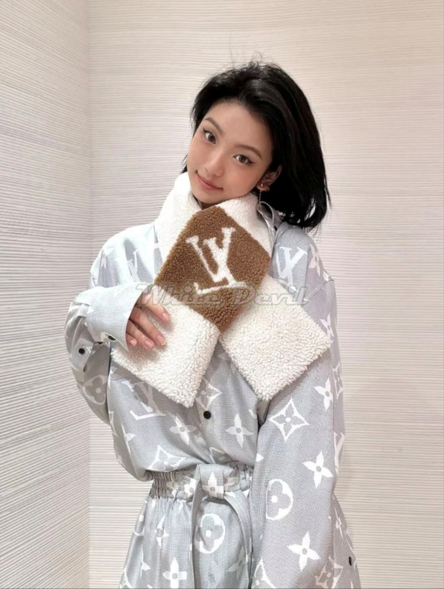 하얀악마 루이비통 목도리 (2).jpg