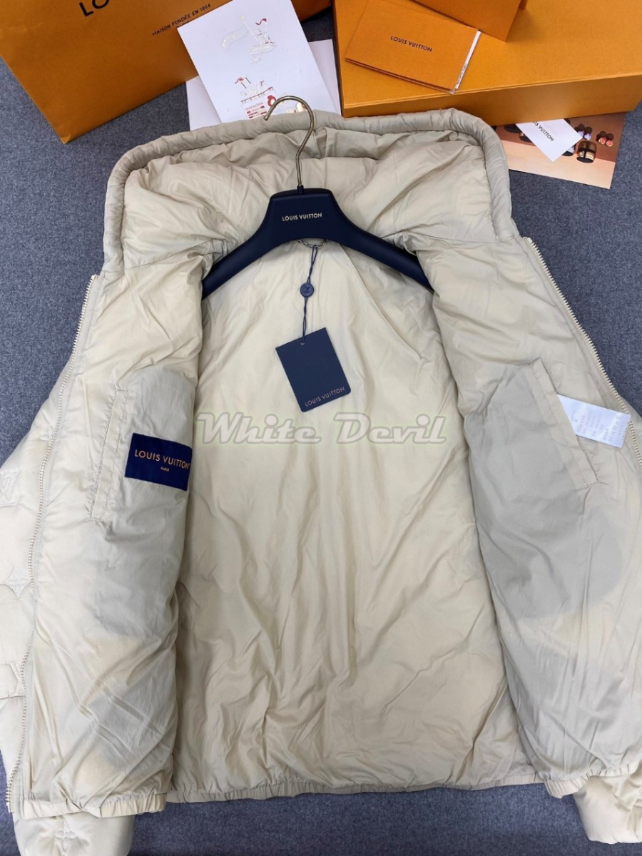하얀악마 루이비통 패딩 (8).jpg