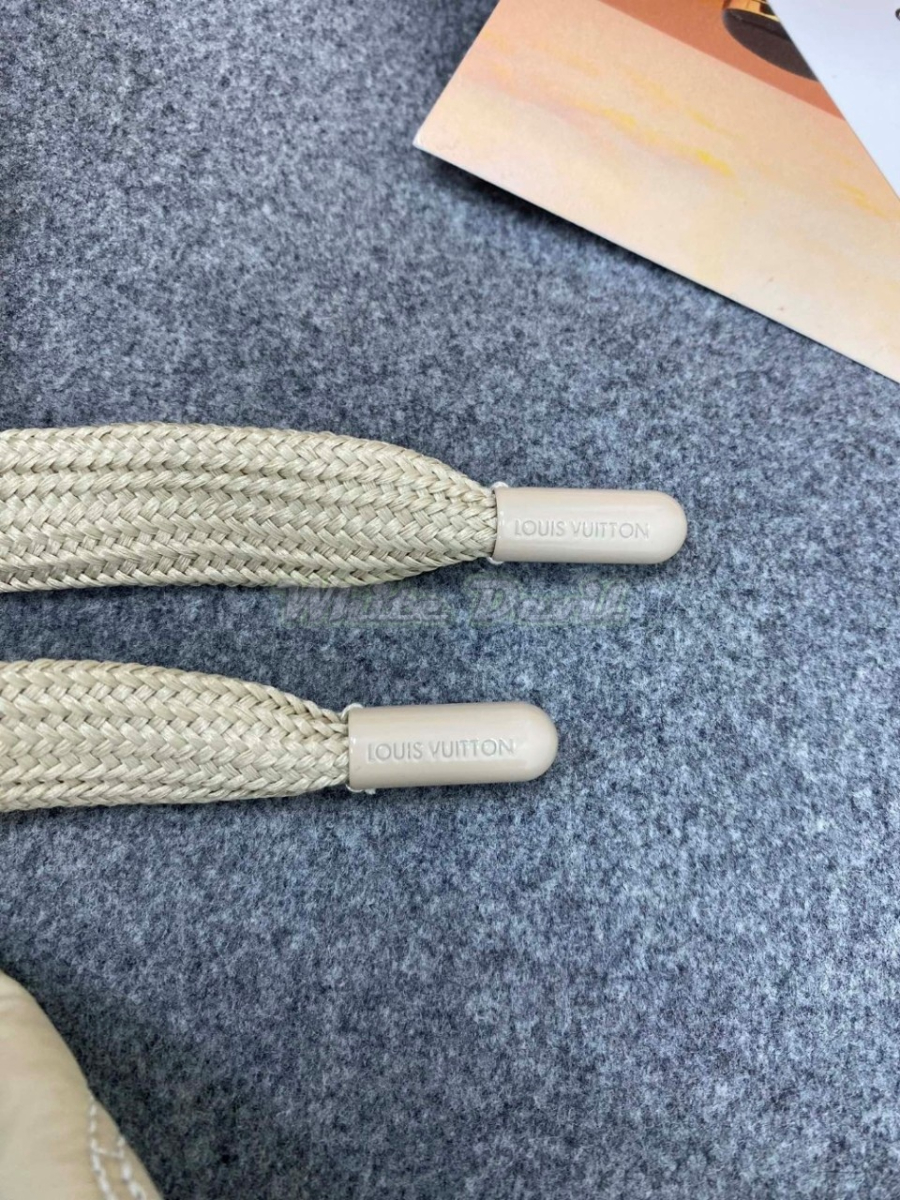 하얀악마 루이비통 패딩 (16).jpg