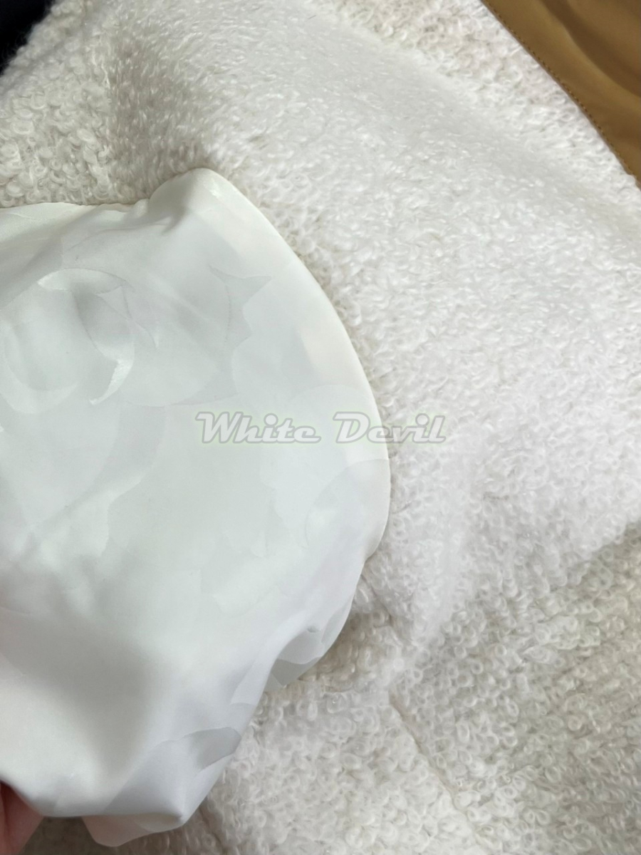 하얀악마 샤넬 패딩 (12).jpg