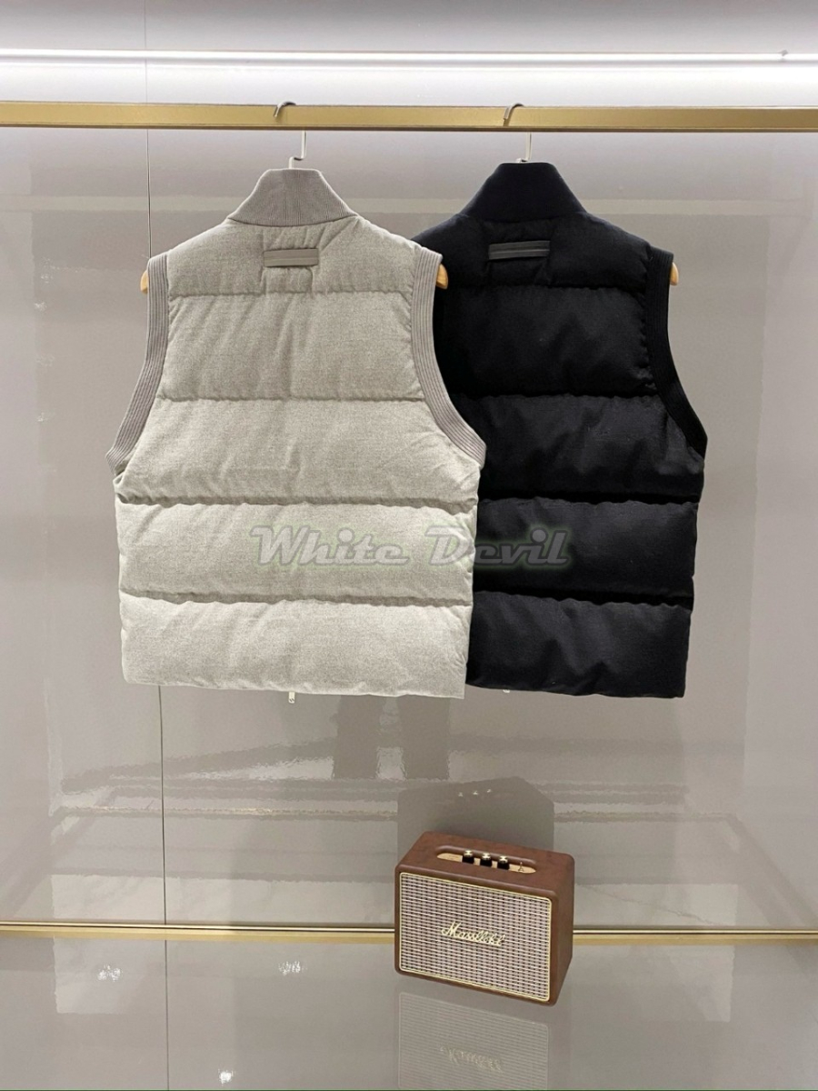 하얀악마 제냐 패딩 조끼 (3).jpg