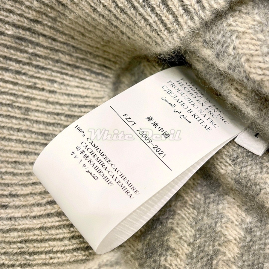 하얀악마 제냐 니트 (19).jpg