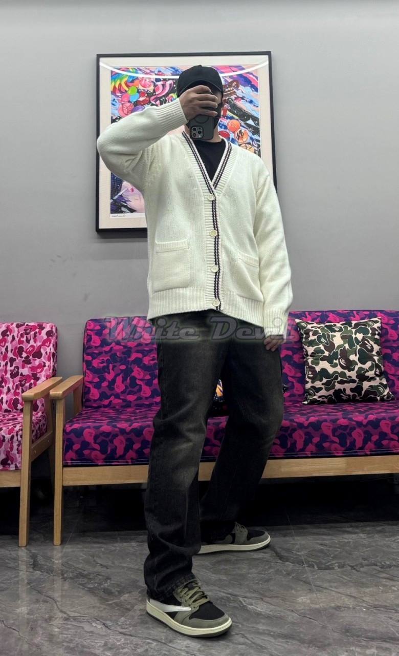 하얀악마 프라다 가디건 (2).jpg