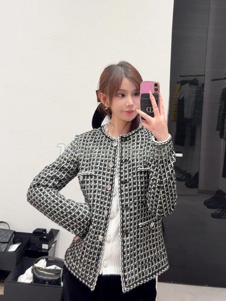 하얀악마 샤넬 자켓 (3).jpg