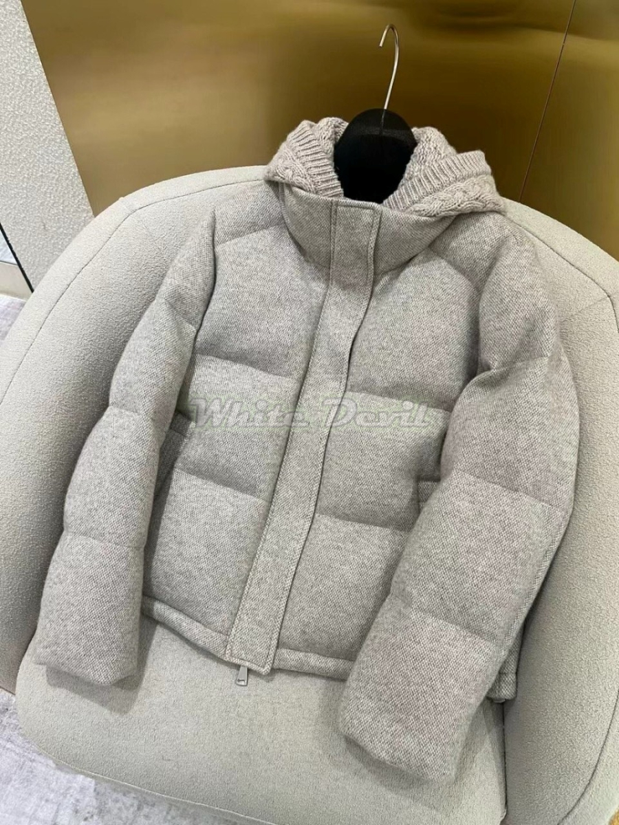 하얀악마 로로피아나 패딩 (5).jpg