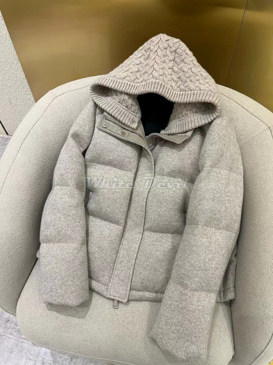 하얀악마 로로피아나 패딩 (9).jpg