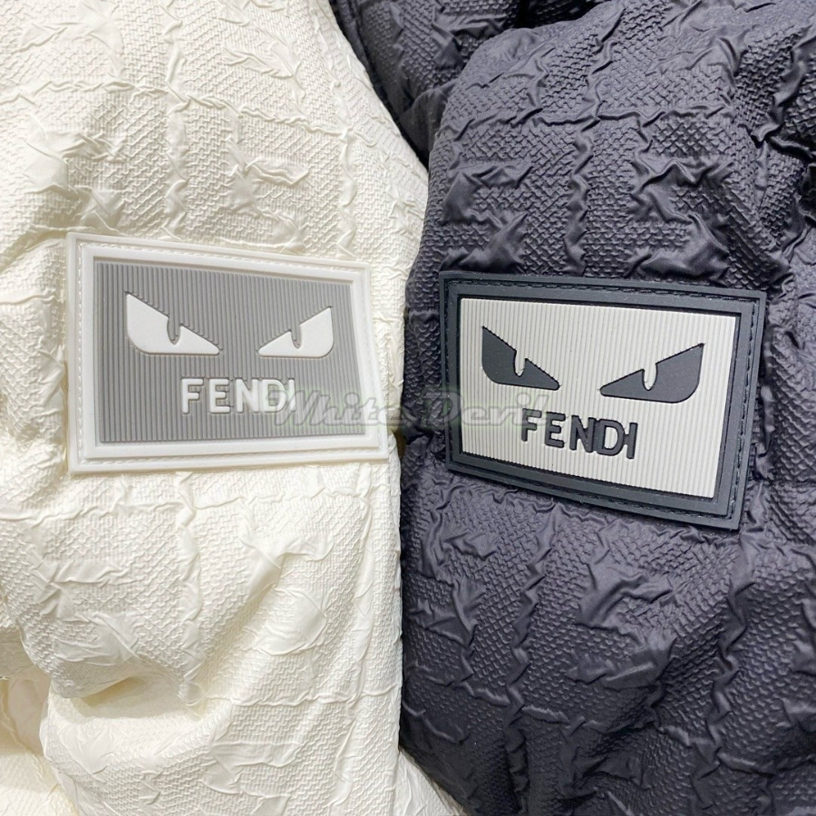 하얀악마 펜디 패딩 (6).jpg