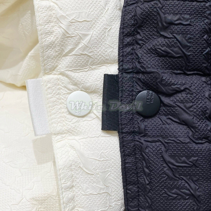 하얀악마 펜디 패딩 (10).jpg