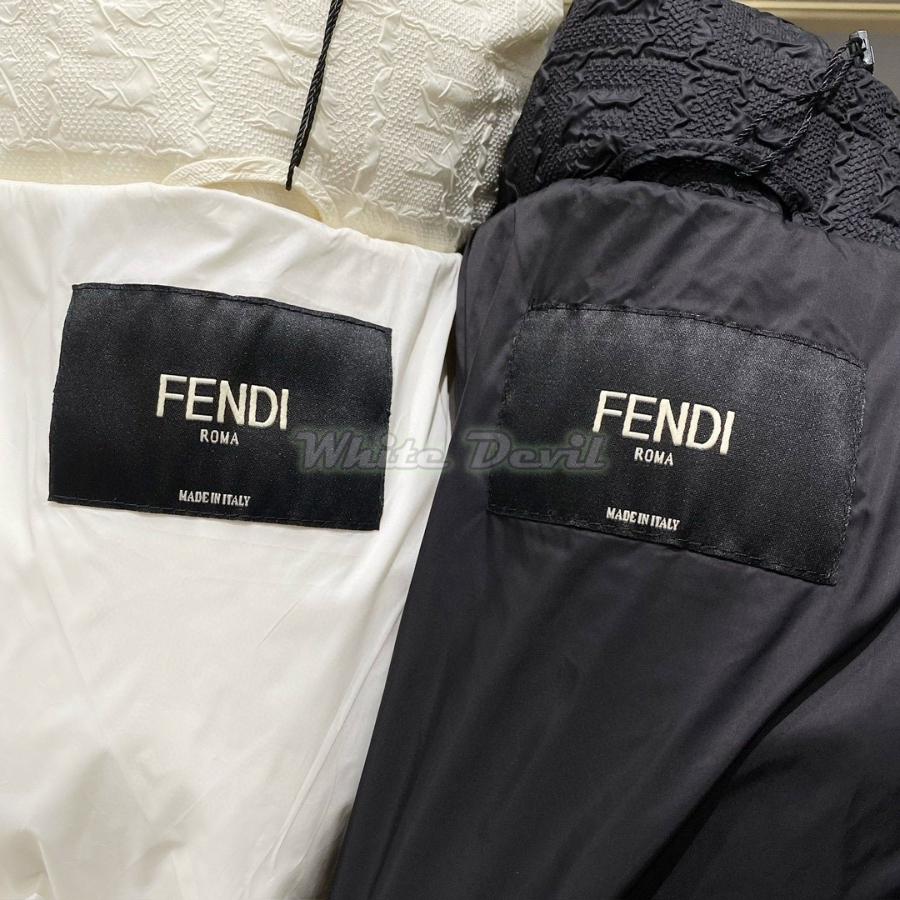 하얀악마 펜디 패딩 (11).jpg