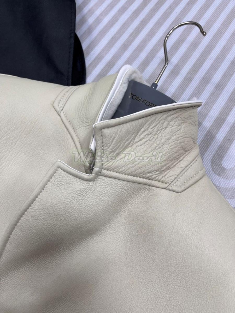 하얀악마 크롬하츠 무스탕 (7).jpg