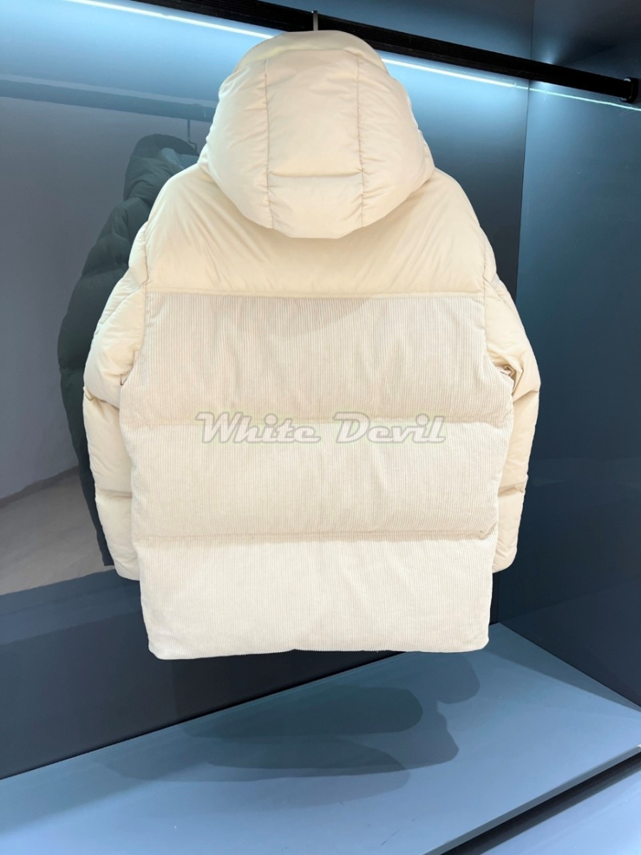 하얀악마 제냐 패딩 (3).jpg