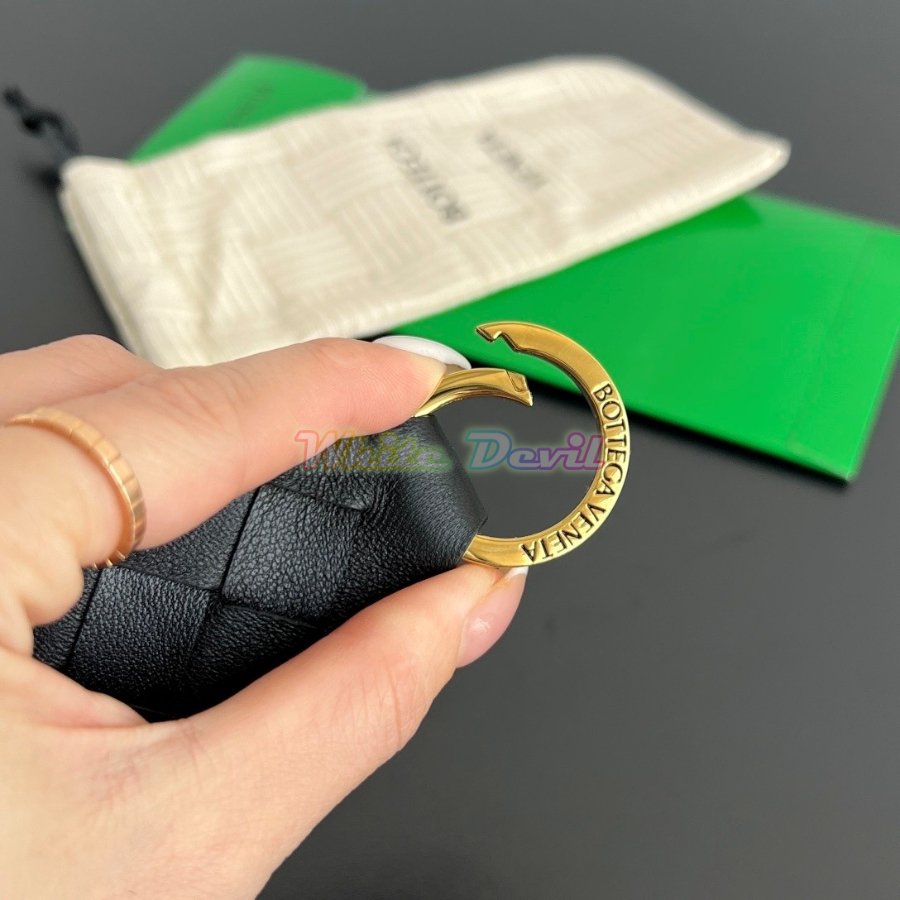하얀악마 보테가 키링 (10).jpg