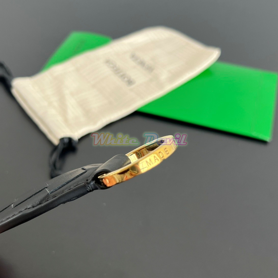 하얀악마 보테가 키링 (10).jpg