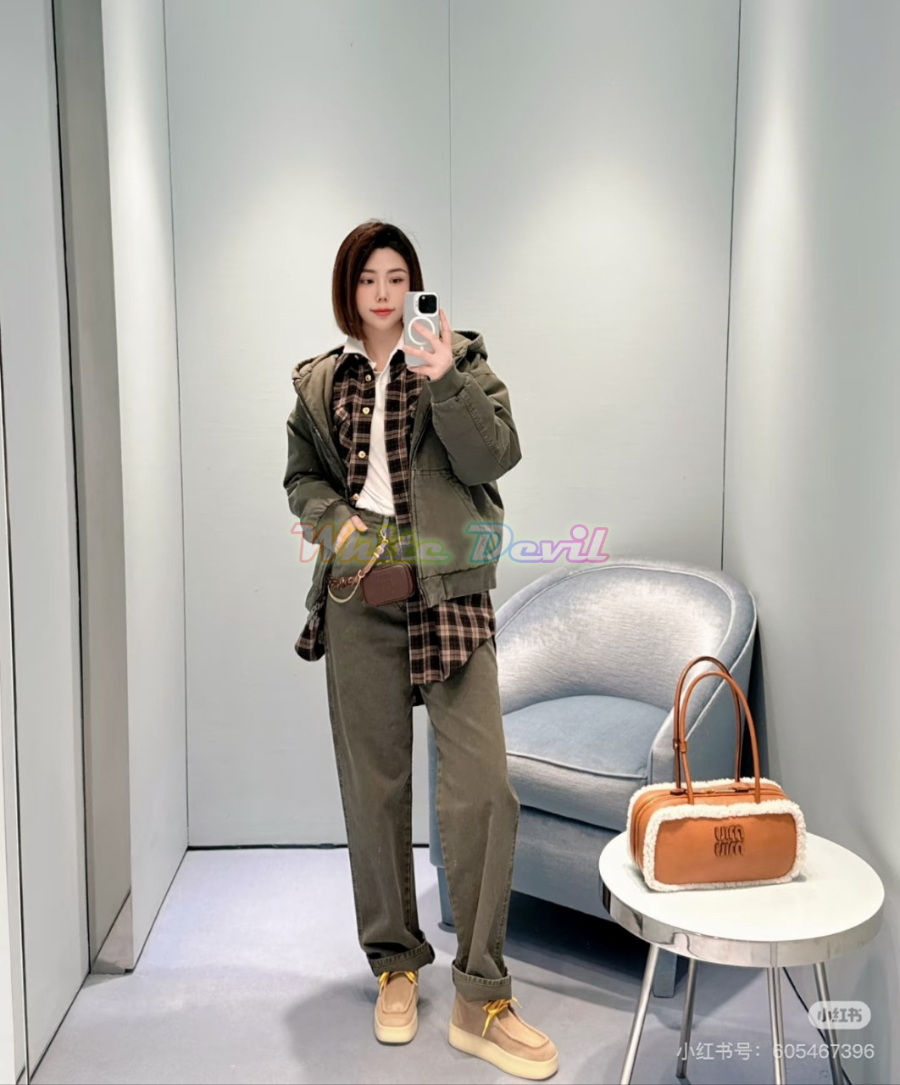 하얀악마 미우미우 바지 (3).jpg