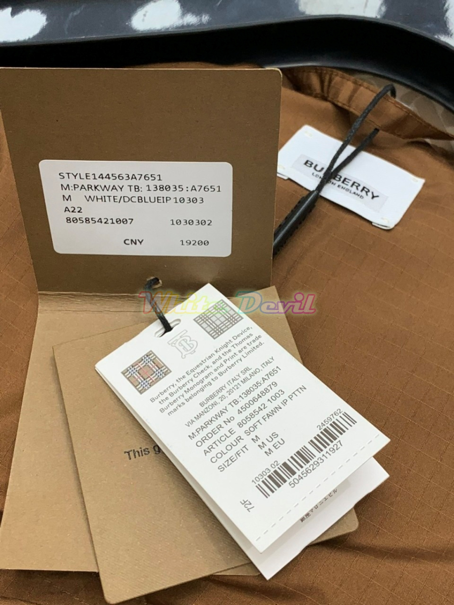 하얀악마 버버리 패딩 (11).jpg