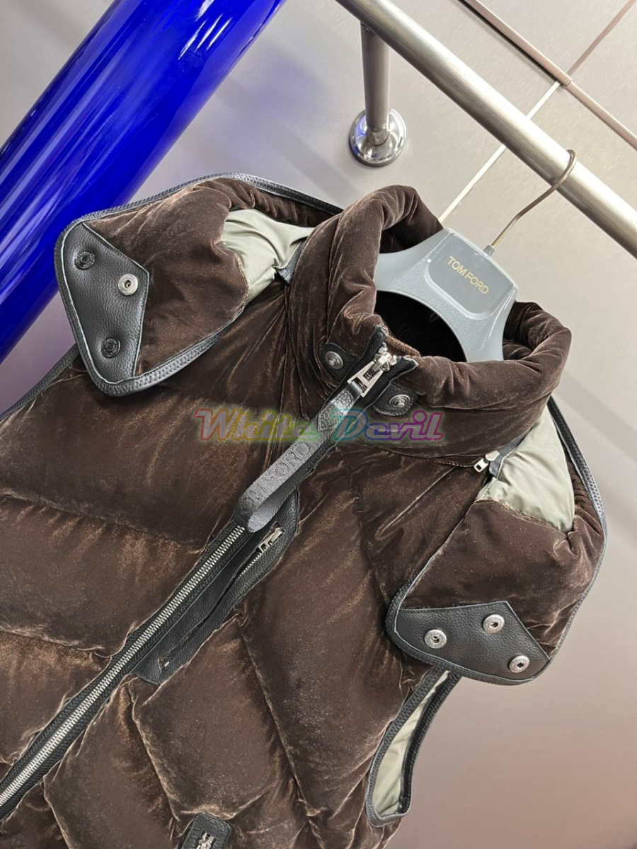 하얀악마 톰포드 패딩조끼 (3).jpg