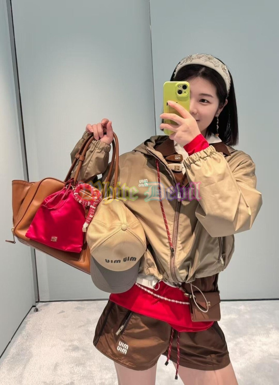 하얀악마 미우미우 자켓 (3).jpg