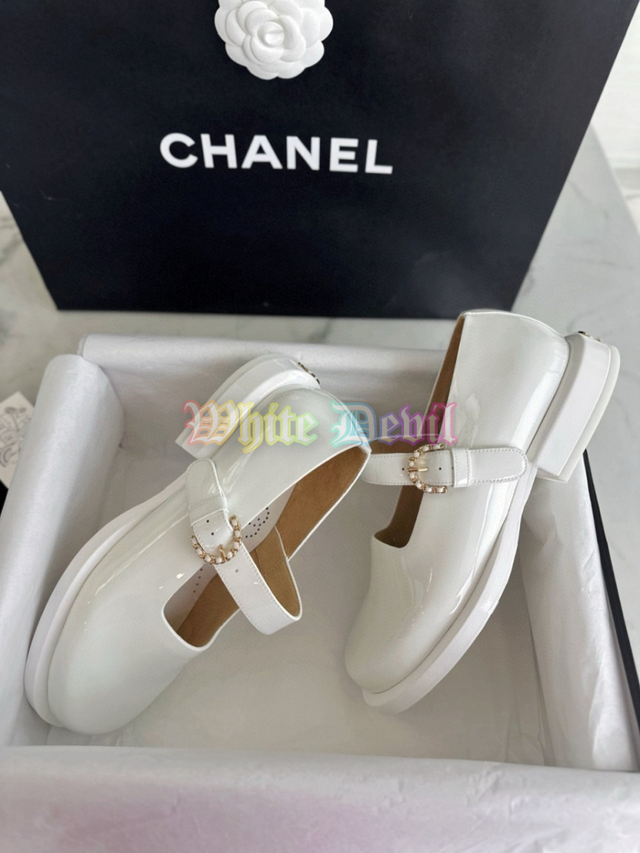 하얀악마 샤넬 구두 (6).jpg