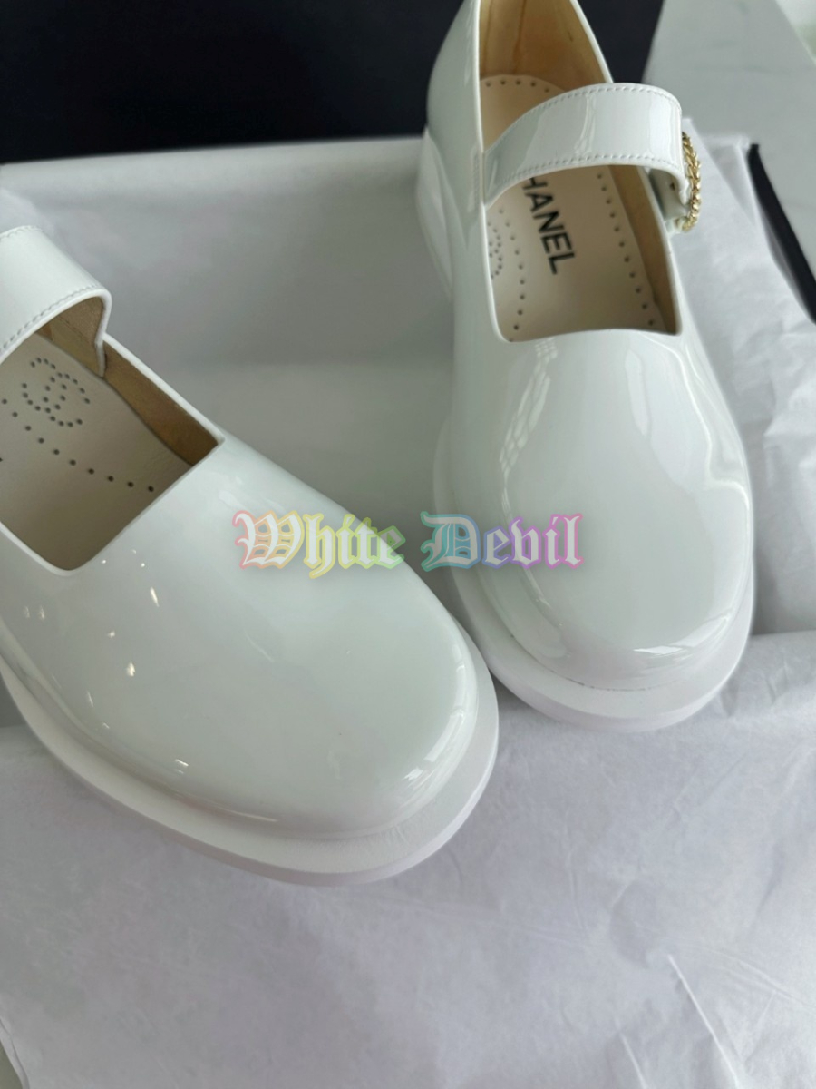 하얀악마 샤넬 구두 (10).jpg