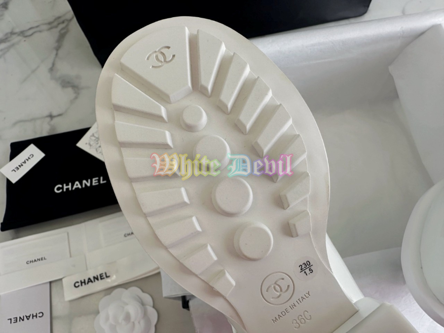 하얀악마 샤넬 구두 (15).jpg