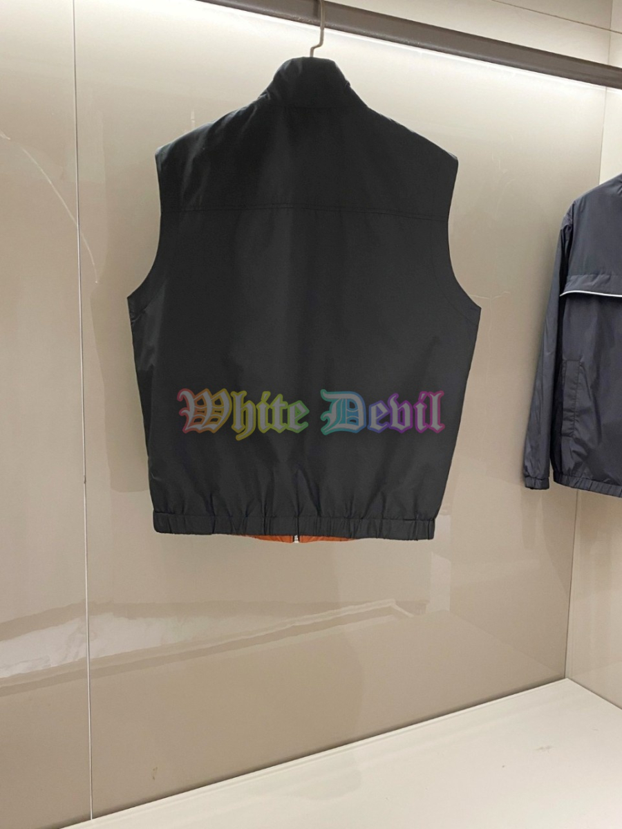 하얀악마 쿠치넬리 조끼 (2).jpg