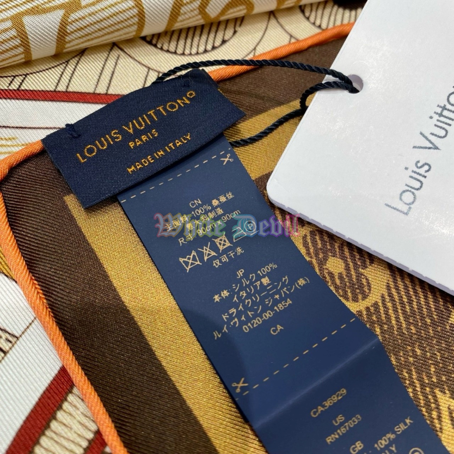 하얀악마 루이비통 스카프 (5).jpg