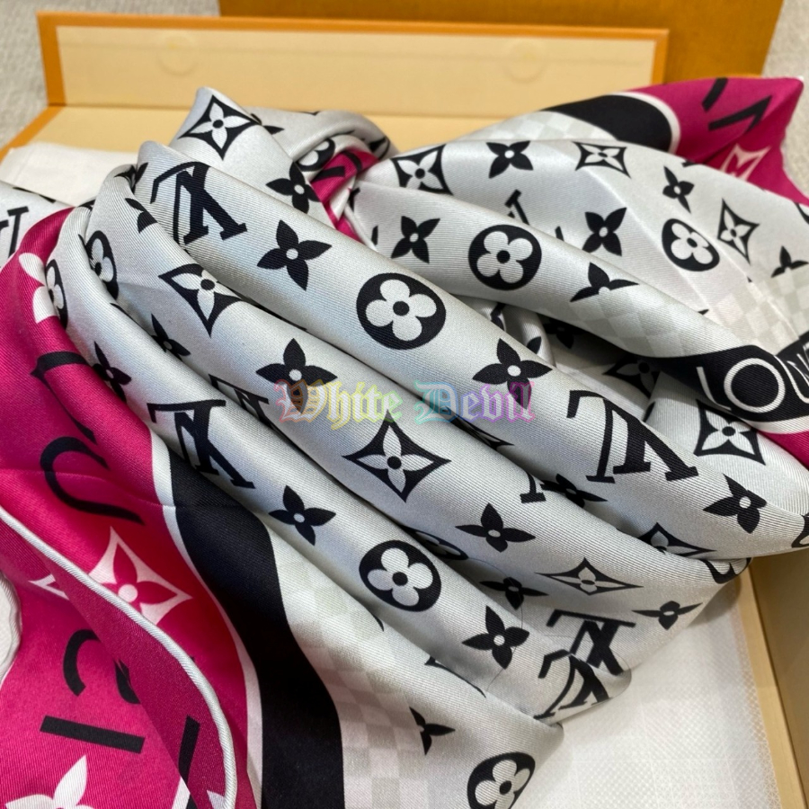 하얀악마 루이비통 스카프 (9).jpg