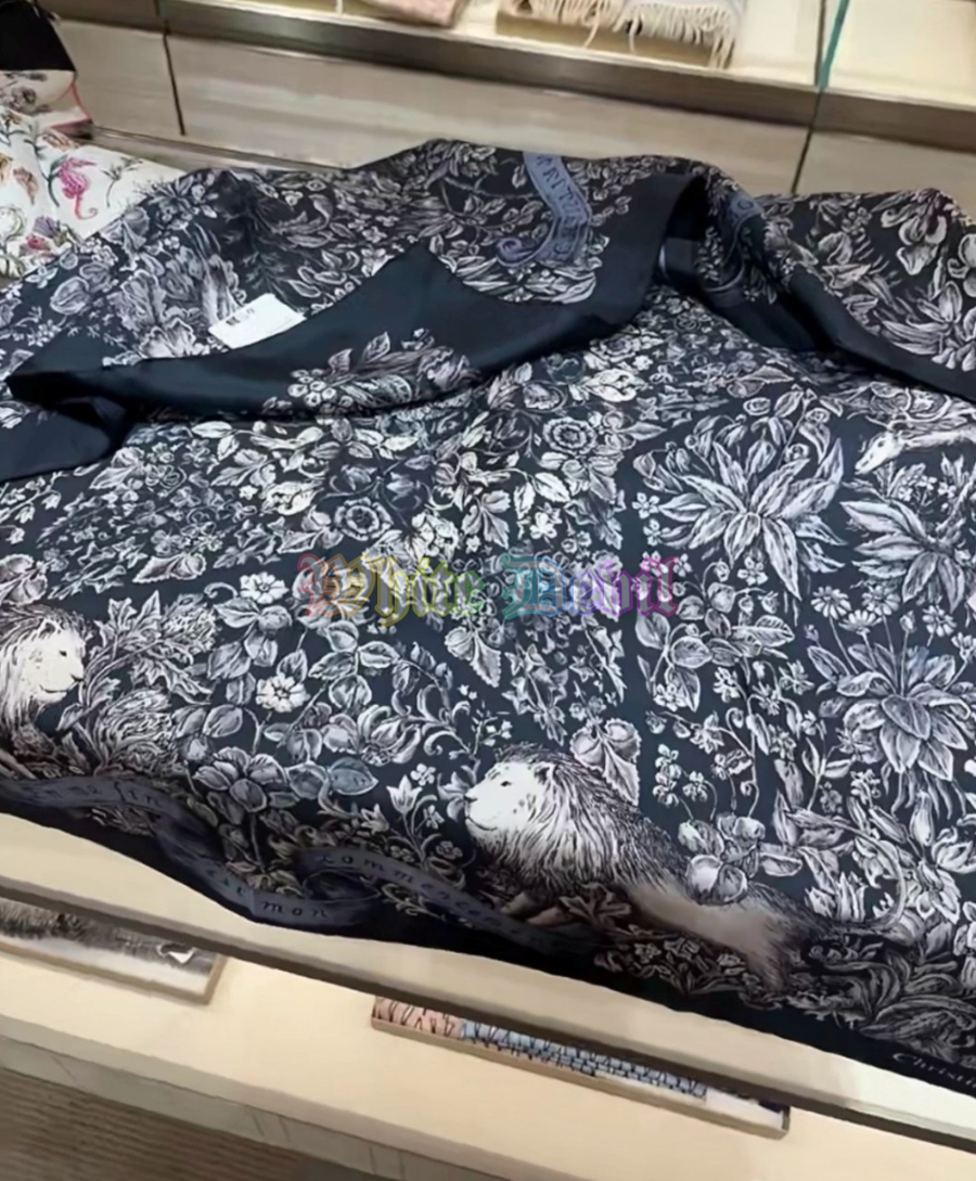 하얀악마 디올 스카프 (9).jpg