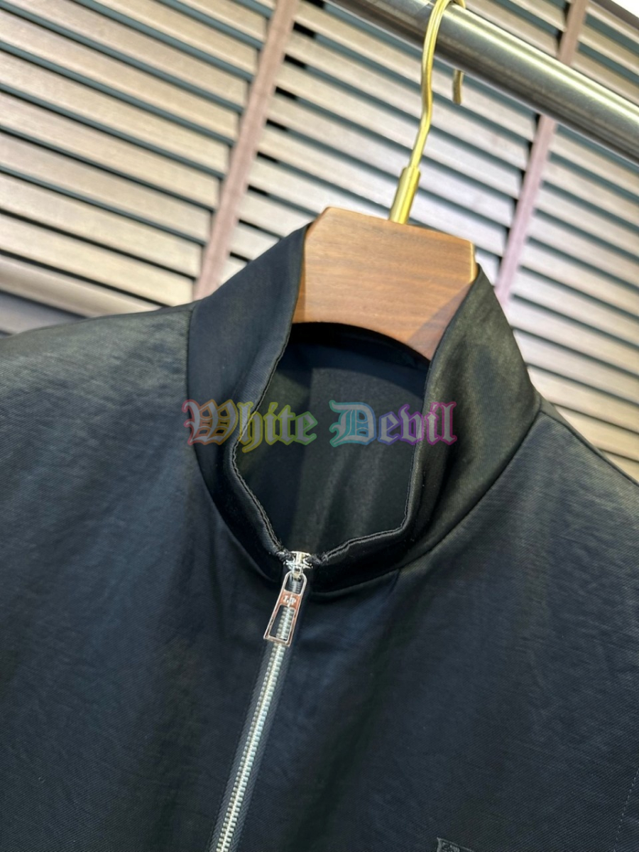 하얀악마 쿠치넬리 조끼 (7).jpg