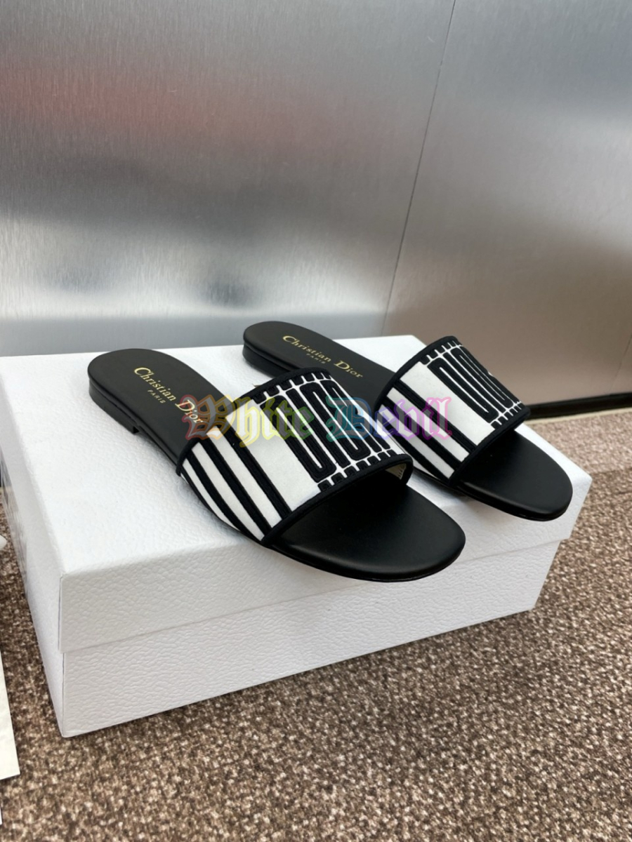 하얀악마 디올 슬리퍼 (3).jpg