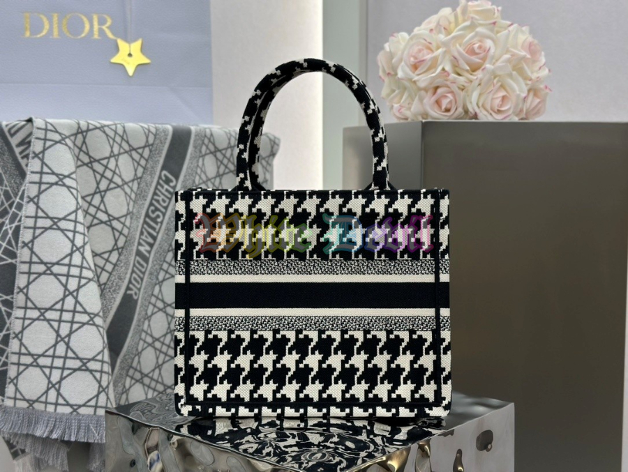 하얀악마 디올 북토트백 (6).jpg