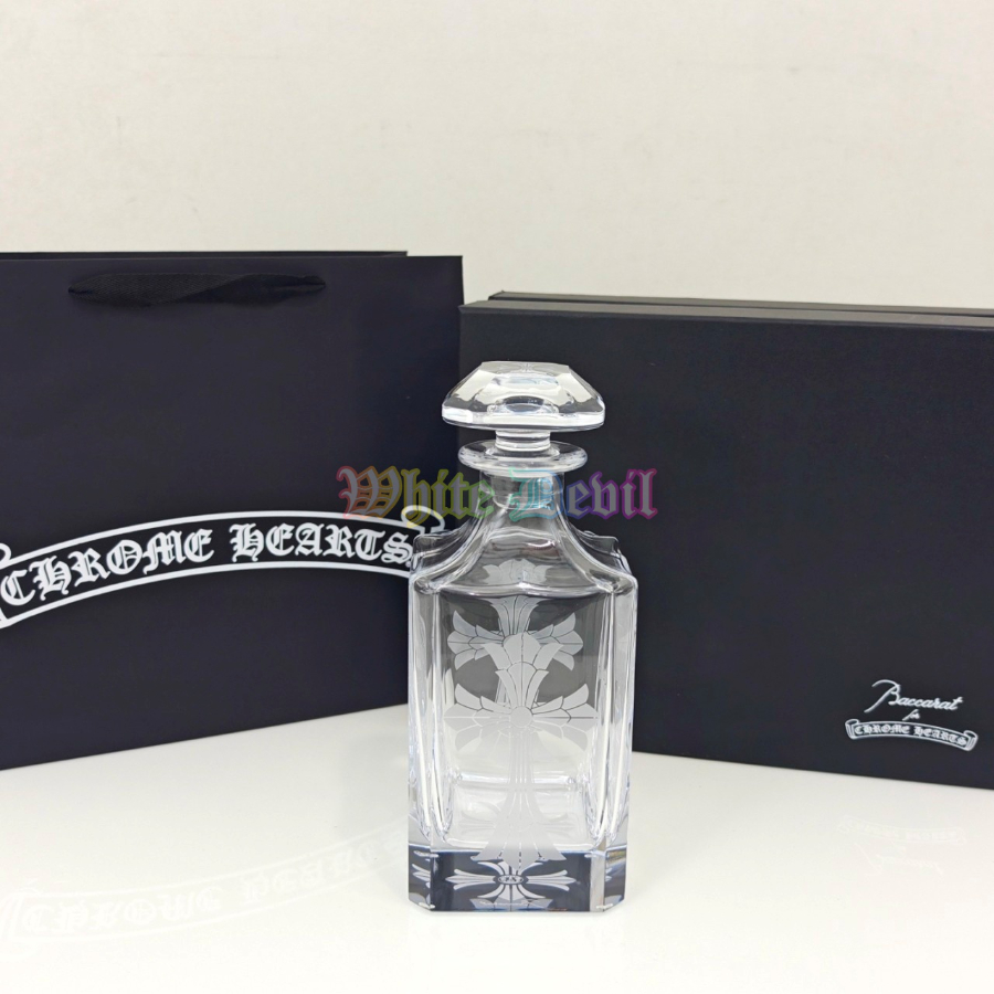 하얀악마 크롬하츠 디켄터 (1).jpg