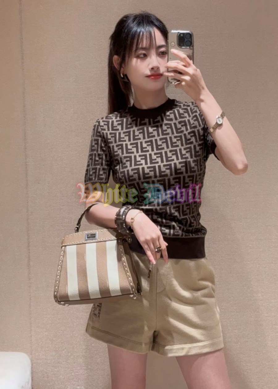 하얀악마 펜디 반팔티 (1).jpg