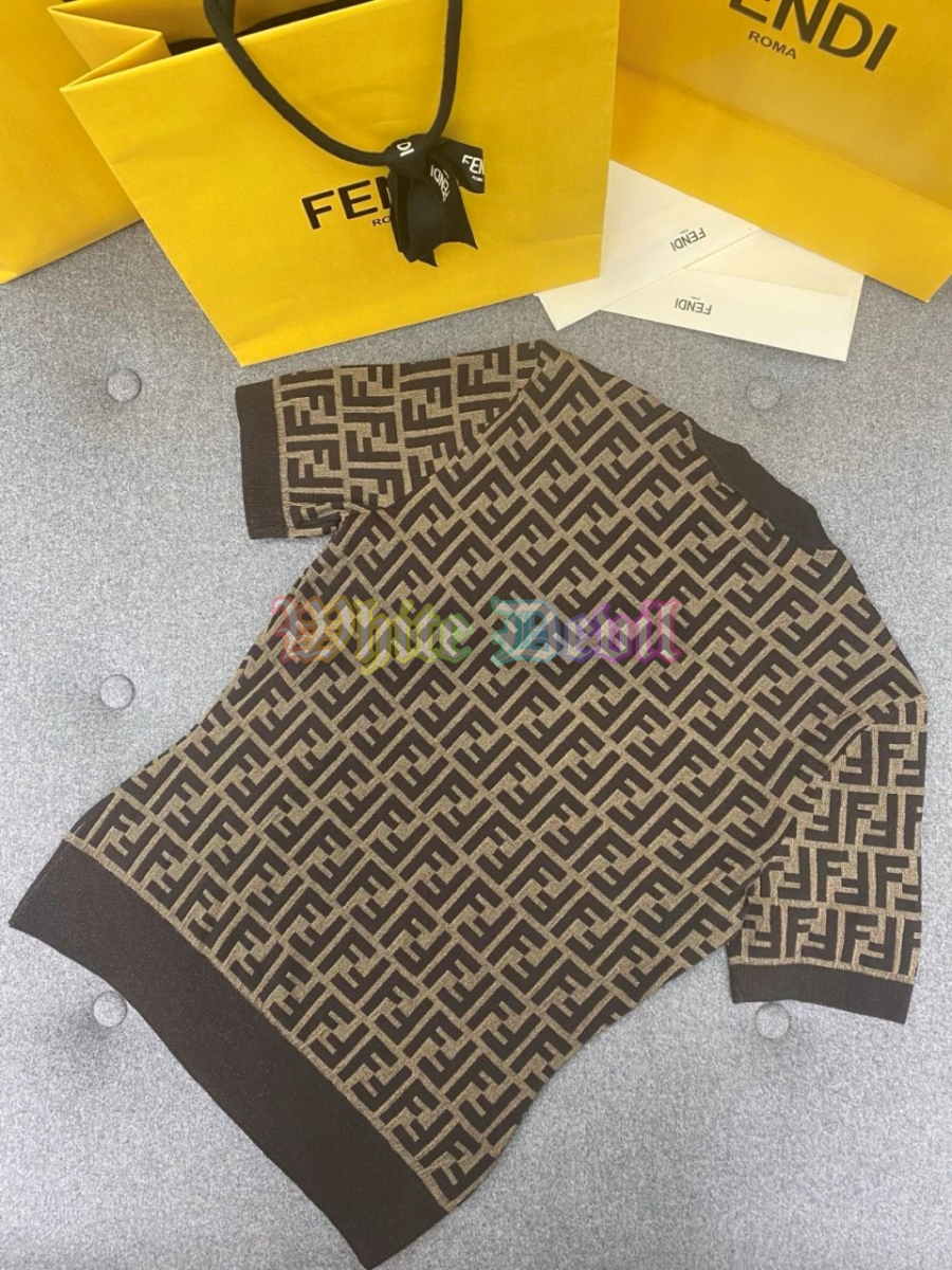 하얀악마 펜디 반팔티 (7).jpg