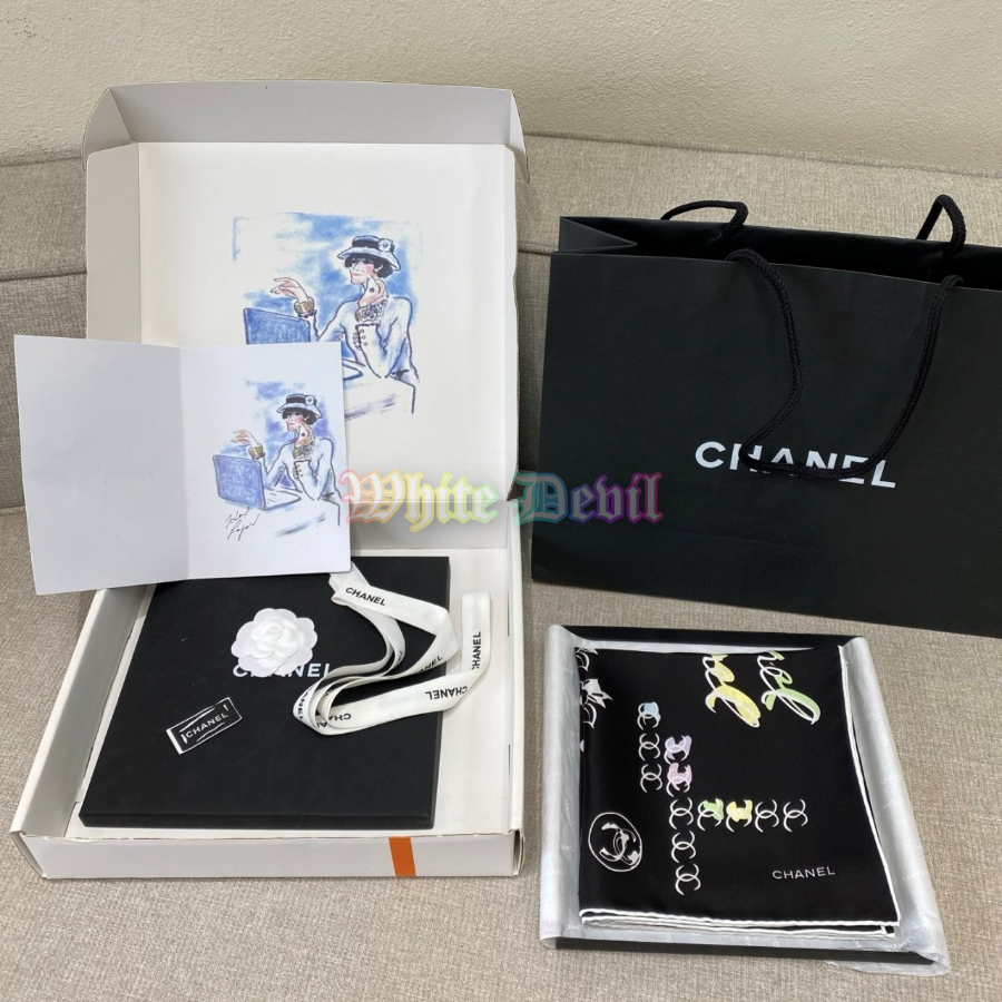 하얀악마 샤넬 스카프 (2).jpg