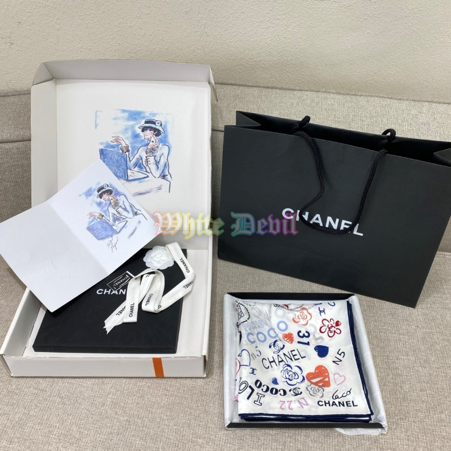 하얀악마 샤넬 스카프 (2).jpg