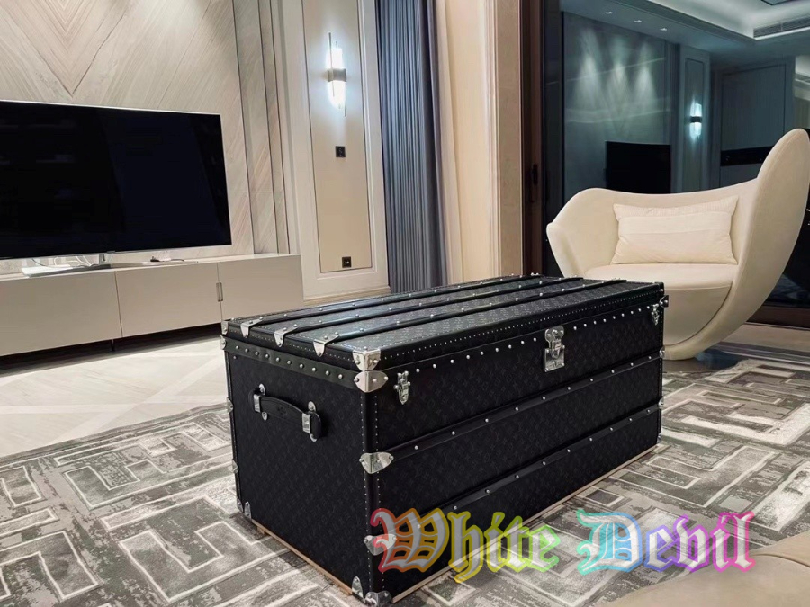 하얀악마 루이 말쿠리에 (1).jpg