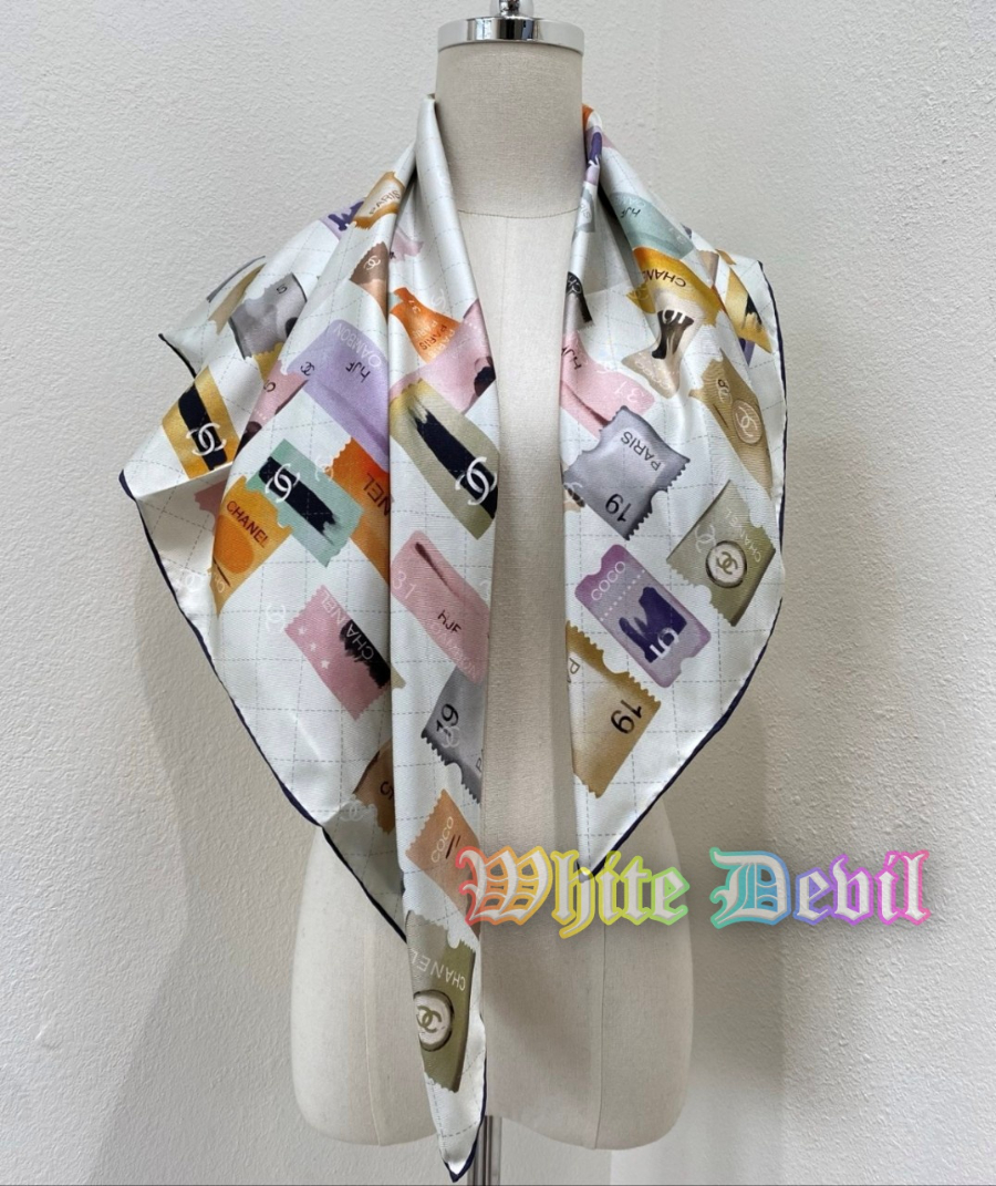 하얀악마 샤넬 스카프 (2).jpg