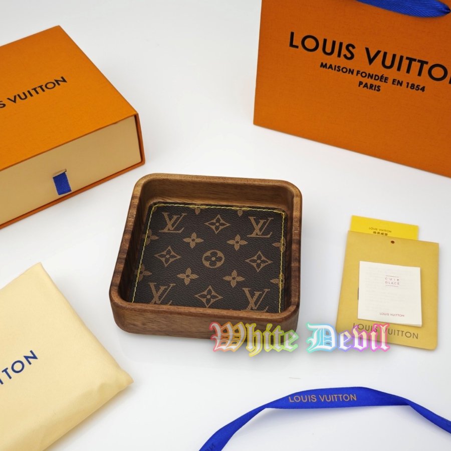 하얀악마 루이 트레이 (1).jpg