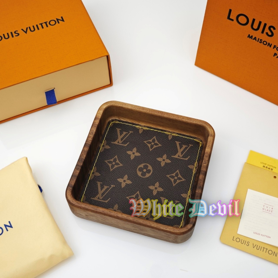 하얀악마 루이 트레이 (6).jpg